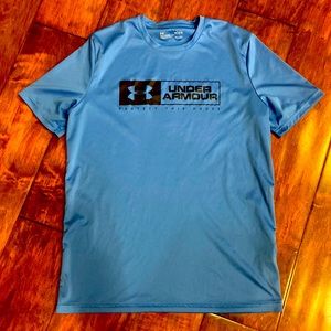Mens Under Armour Blue M shirt